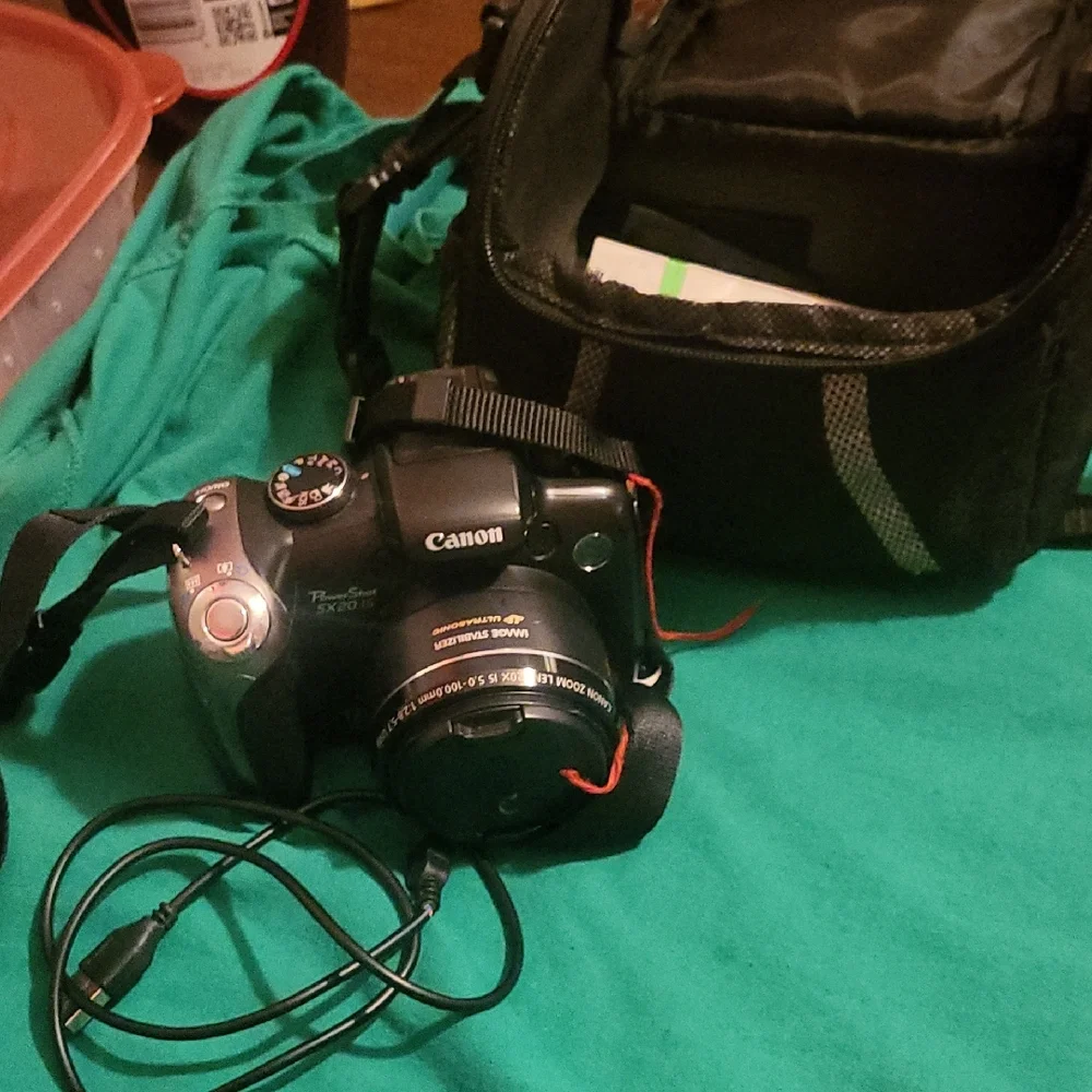 📸 Canon PowerShot SX20 IS — Retro Digital Classic (Perfect Condition!)